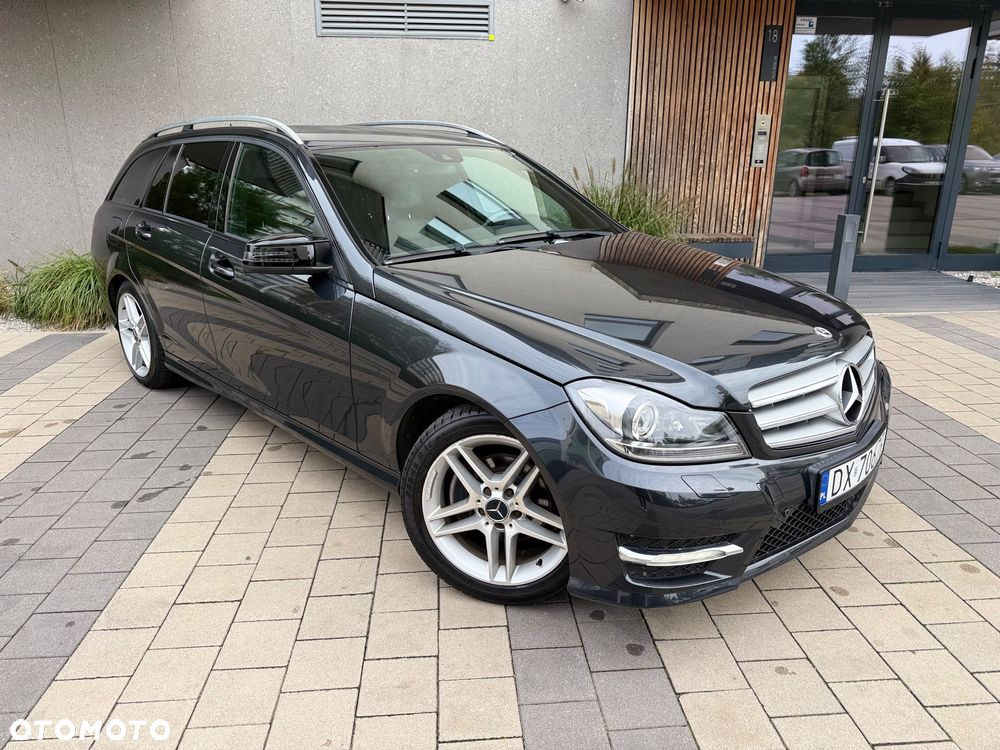 Mercedes-Benz Klasa C - 32