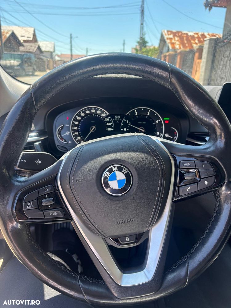 BMW Seria 5 520d xDrive Aut. Sport Line - 14