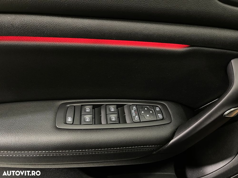 Renault Megane TCe 140 EDC GPF Techno - 21