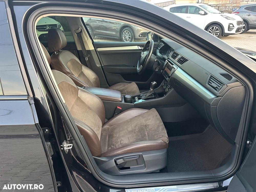 Skoda Superb 2.0 TDI DSG Style - 20