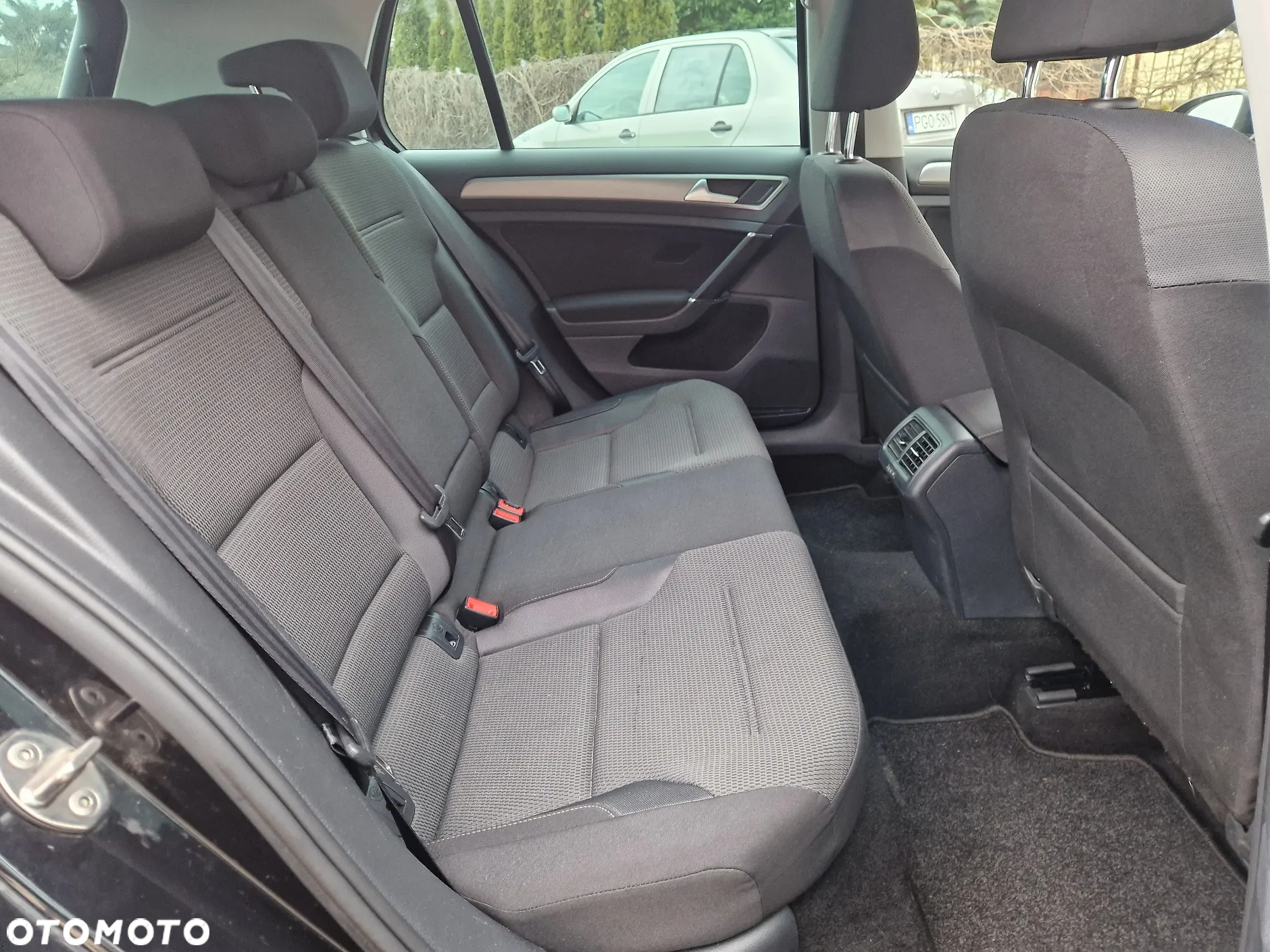 Volkswagen Golf VII 1.6 TDI BMT Highline - 9