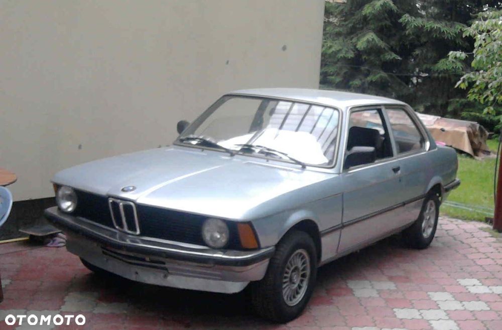 BMW Seria 3 - 1