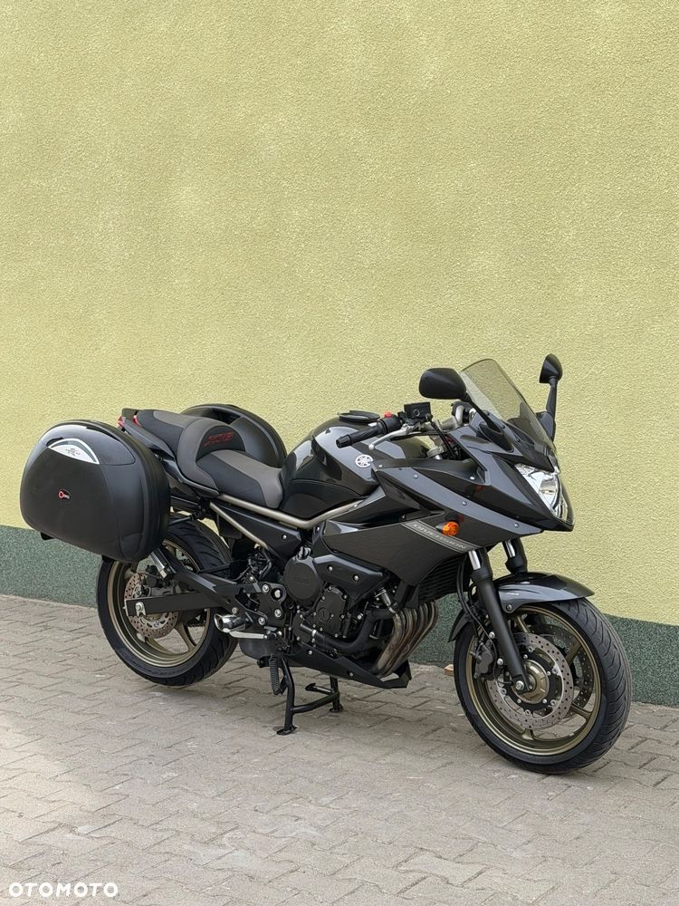 Yamaha XJ - 1