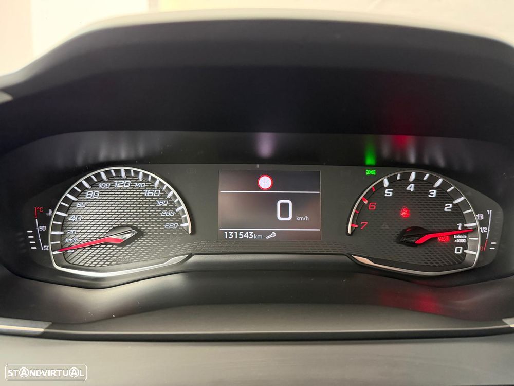 Peugeot 2008 1.5 BlueHDi Allure Pack - 19