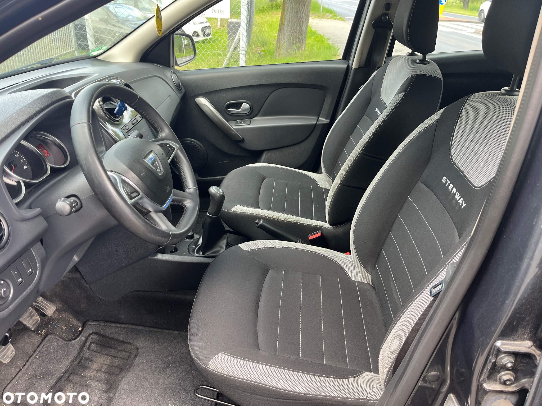 Dacia Sandero 0.9 TCe Laureate - 13