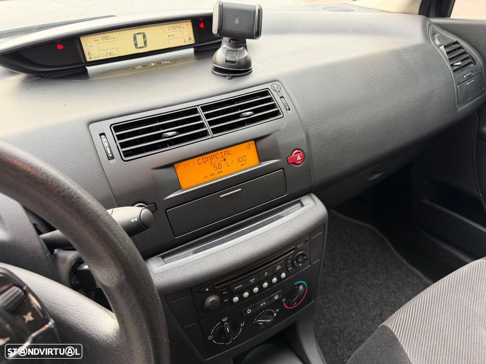 Citroën C4 1.6 HDi SX - 18