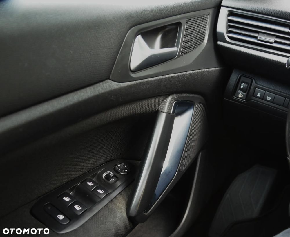 Peugeot 308 - 20