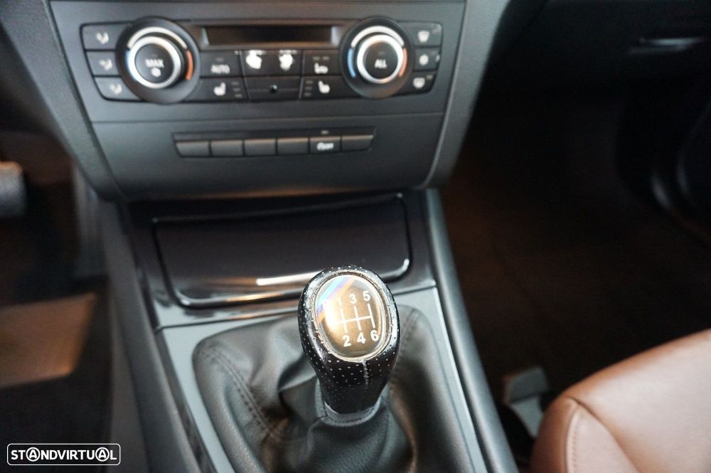BMW 118 d Line Sport - 17