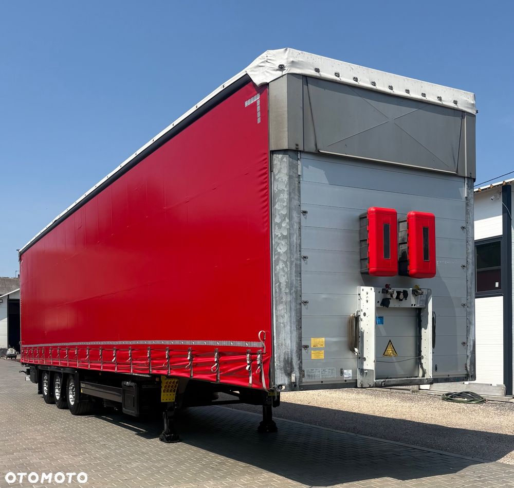 Schmitz Cargobull Mega Oś Podnoszona Idealny Stan - 3