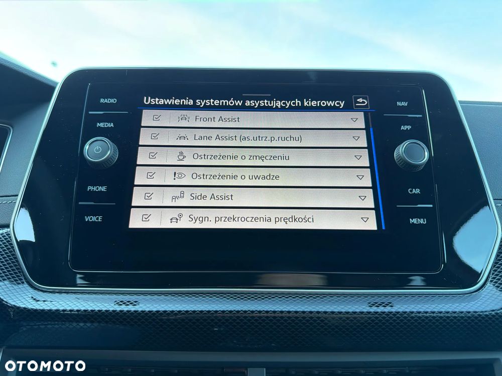 Volkswagen T-Cross 1.0 TSI R-Line Plus DSG - 33