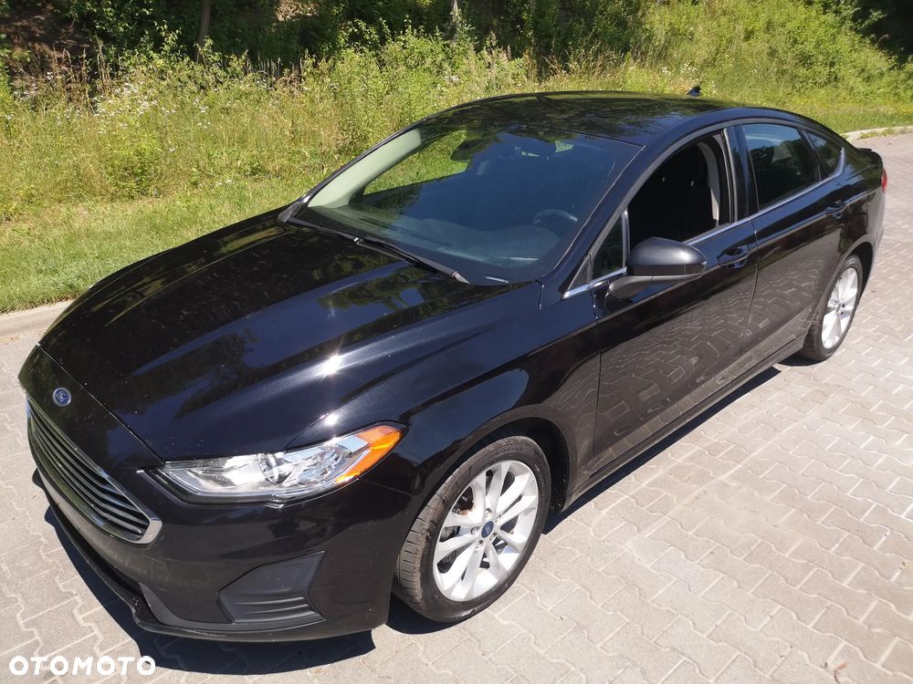 Ford Fusion - 1