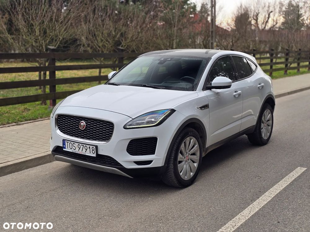 Jaguar E-Pace P250 AWD R-Dynamic - 11