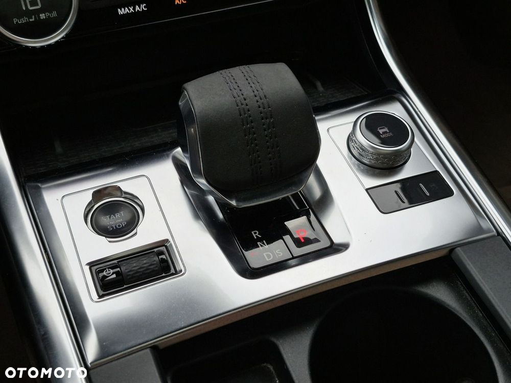 Jaguar XF - 37