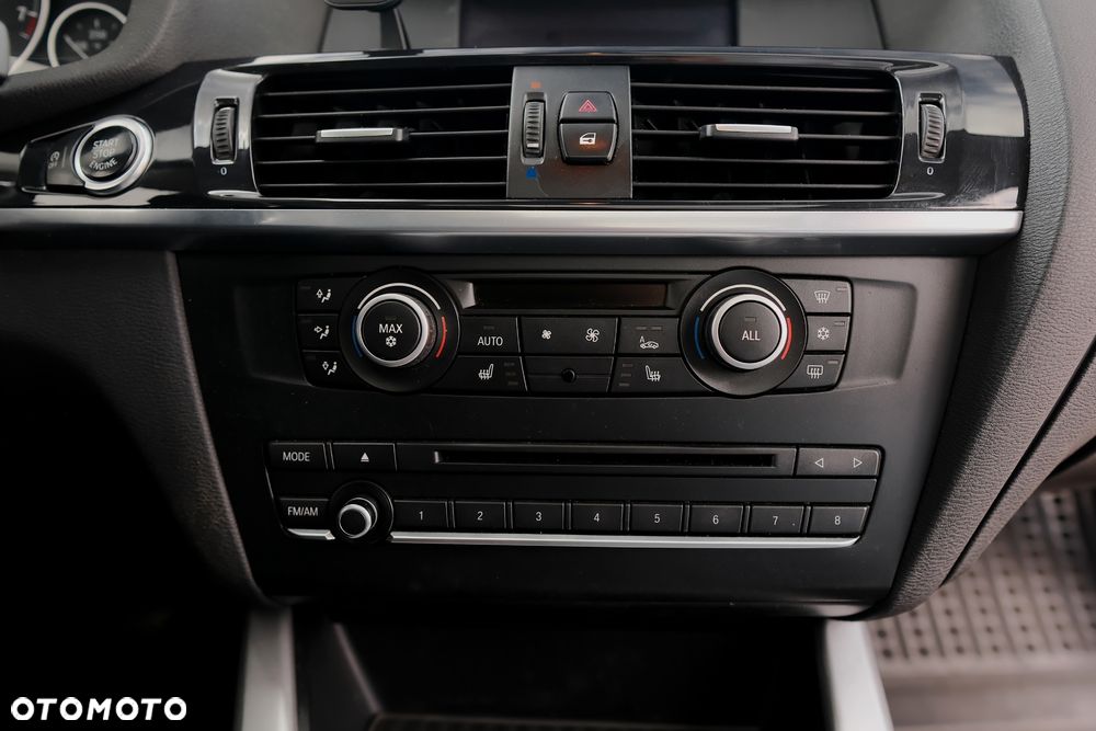 BMW X3 28i xDrive - 11