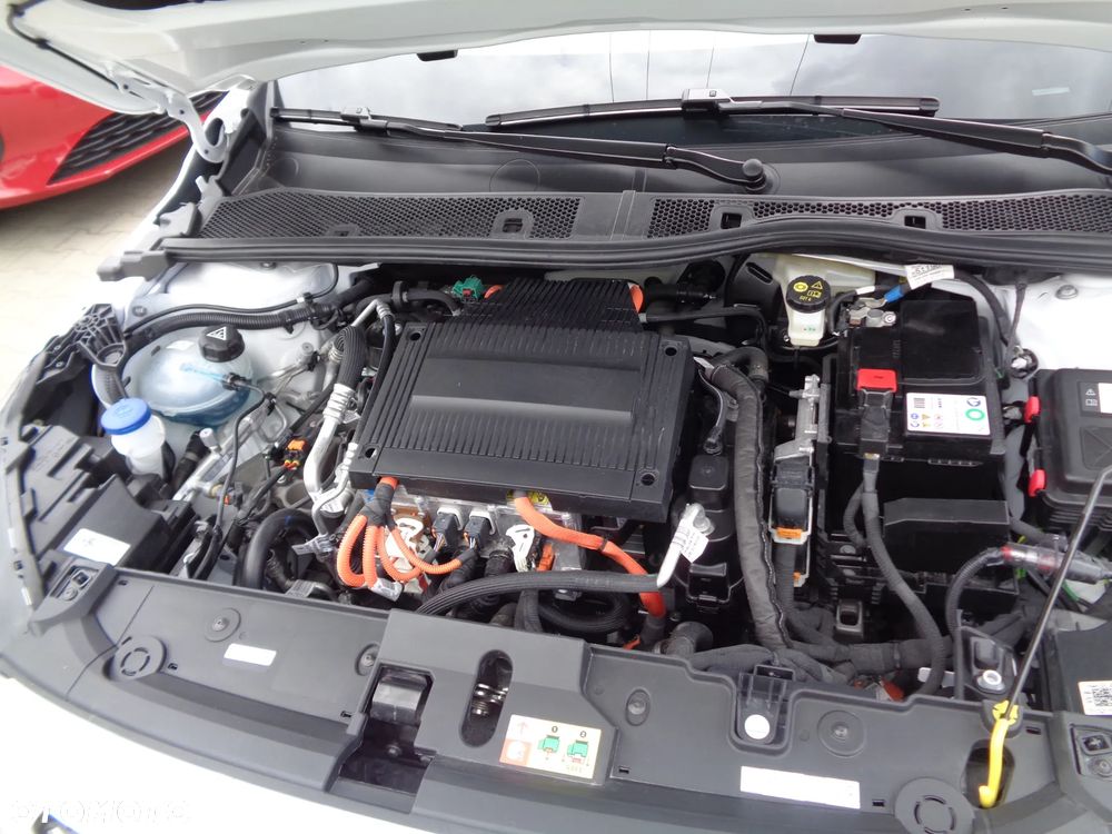 Opel Corsa Electric GS - 29