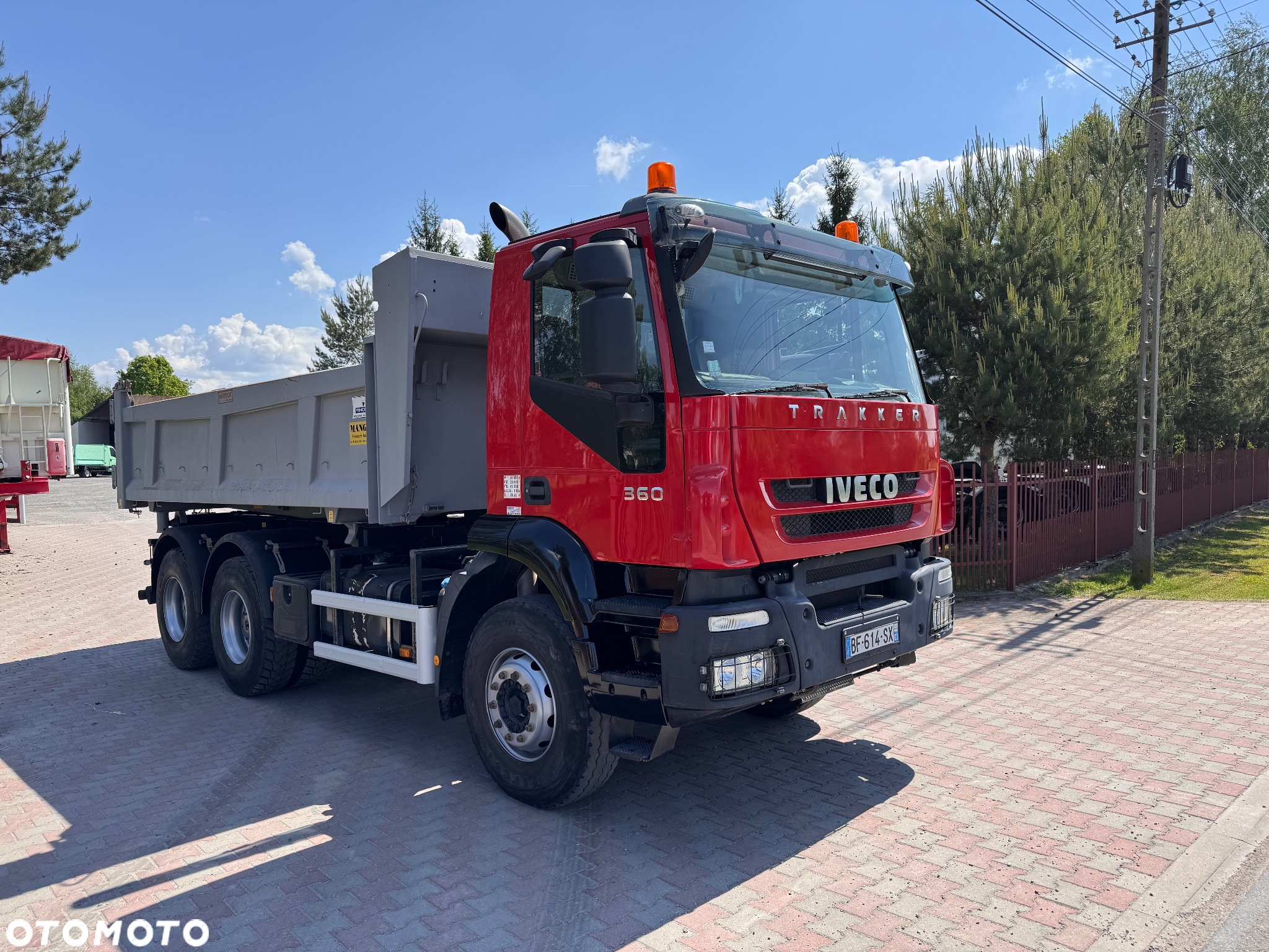 Iveco TRAKKER 360 euro 5 6x4 Only 180 TKM - 5