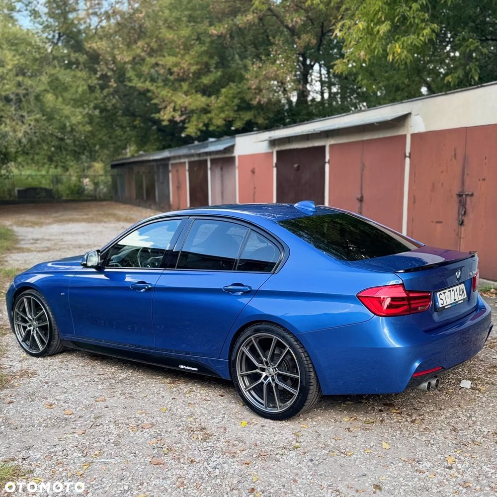 BMW Seria 3 320d - 18