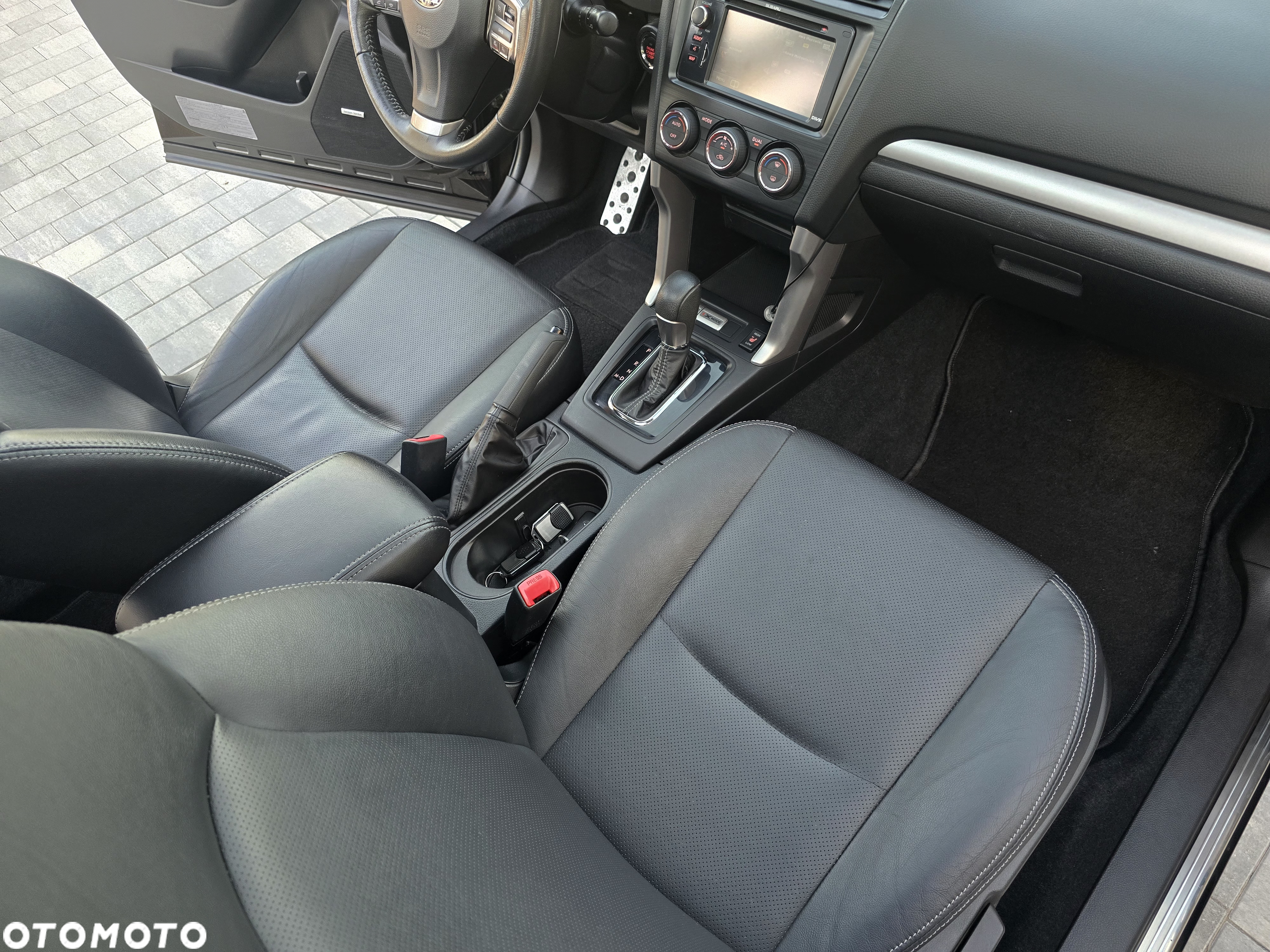 Subaru Forester 2.0XT Platinum Lineartronic - 21