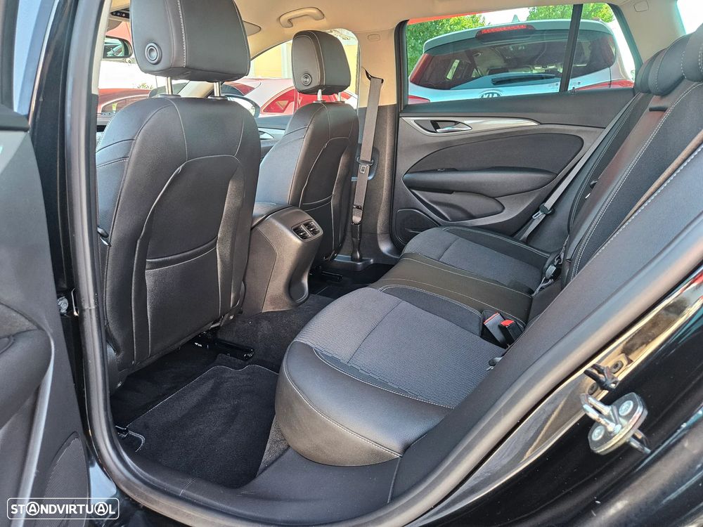 Opel Insignia Sports Tourer 1.6 CDTi Executive S/S - 10