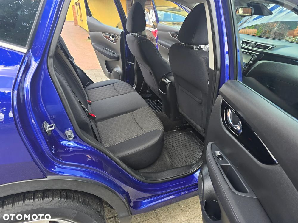 Nissan Qashqai 1.2 DIG-T N-Connecta EU6 - 19