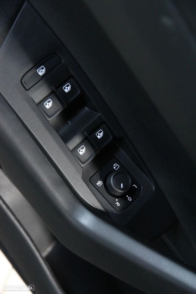 VW Taigo 1.0 TSI Urban - 8
