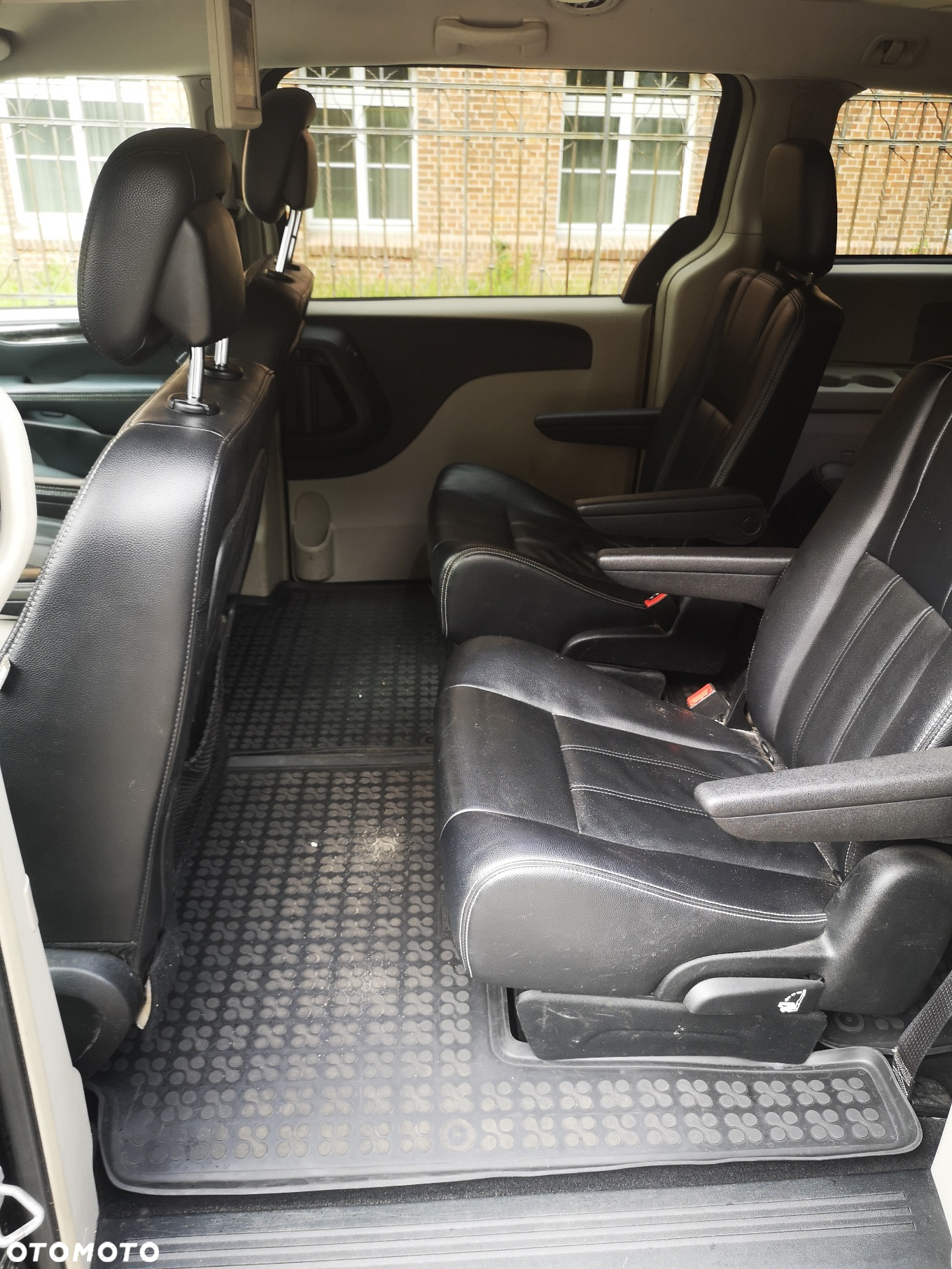 Chrysler Town & Country 3.6 Touring - 20