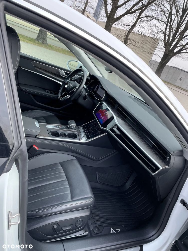 Audi A7 Sportback - 16