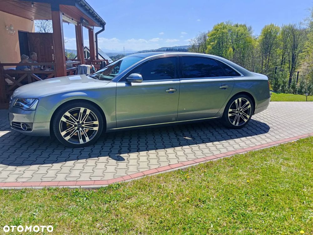 Audi A8 - 2