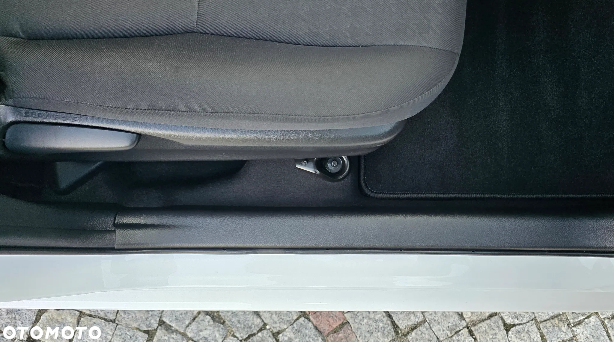 Toyota Yaris 1.0 Life - 18