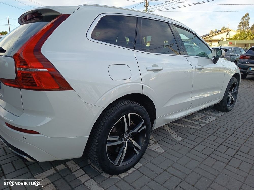 Volvo XC 60 2.0 T8 PHEV R-Design AWD - 12