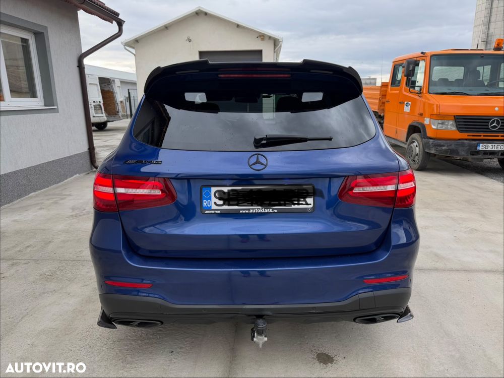 Mercedes-Benz GLC - 4