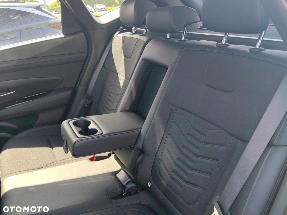 Hyundai Tucson - 16