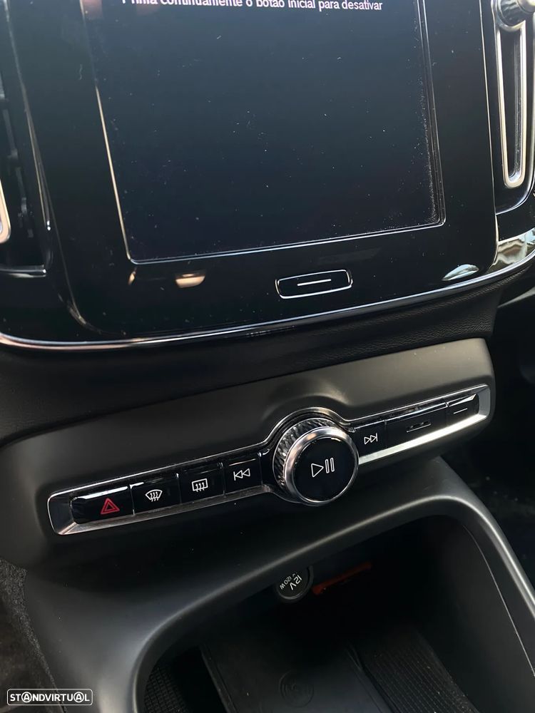 Volvo XC 40 Recharge Plus - 5