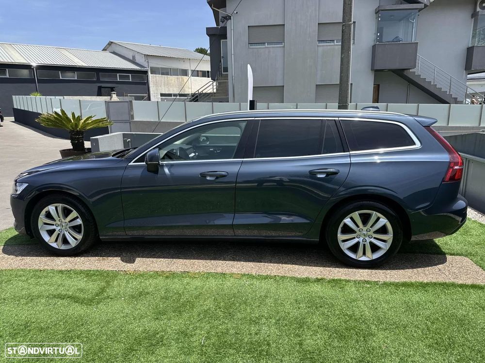 Volvo V60 2.0 D3 Momentum Plus - 16