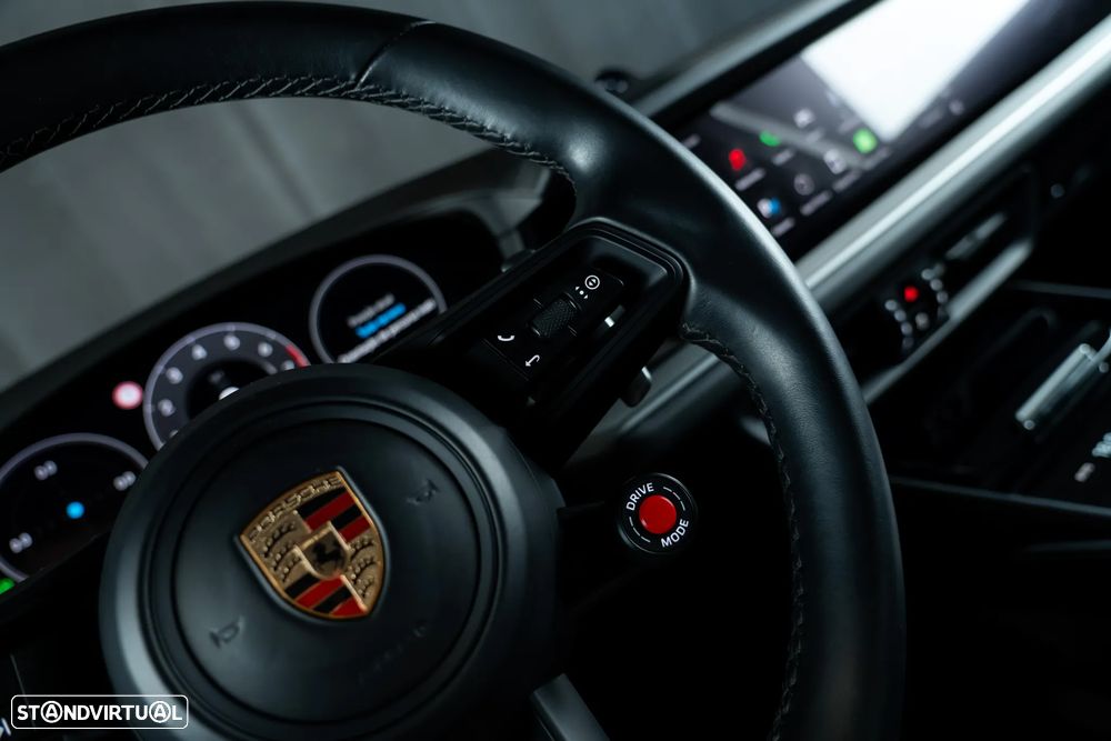 Porsche Cayenne Coupé E-Hybrid - 13