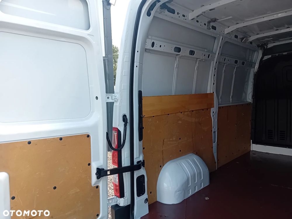 Renault Master - 10