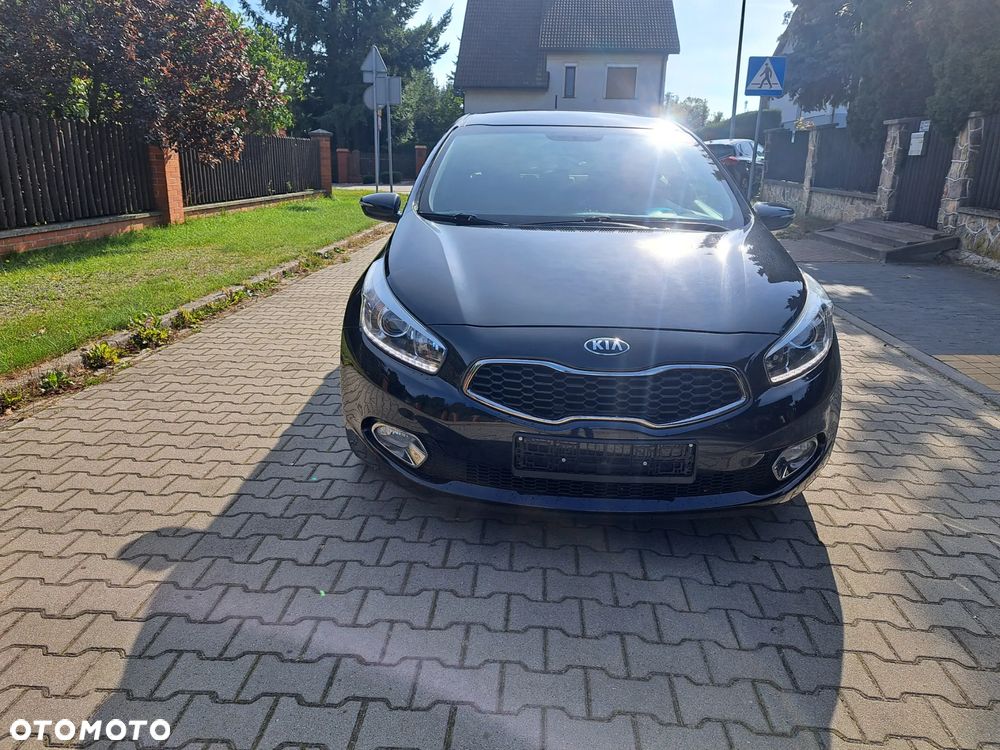 Kia Ceed - 15