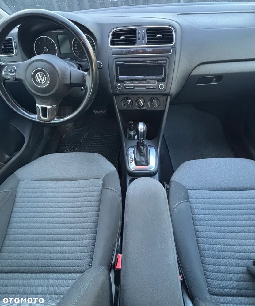 Volkswagen Polo - 7