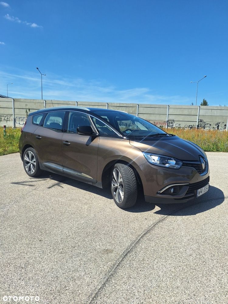 Renault Grand Scenic - 1