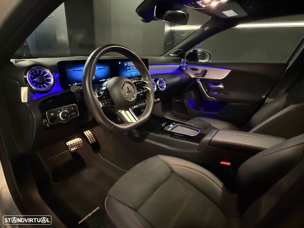 Mercedes-Benz A 250 e 8G-DCT AMG Line - 21