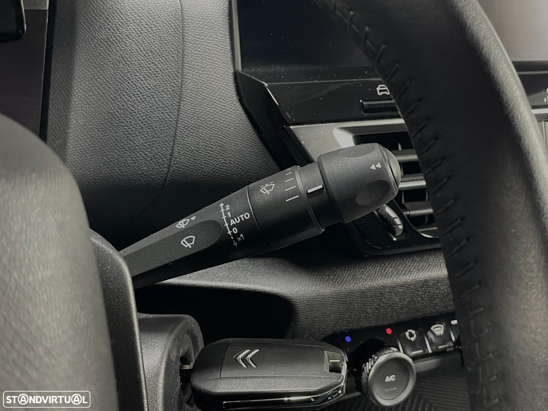 Citroën C4 1.2 PureTech Shine EAT8 - 13