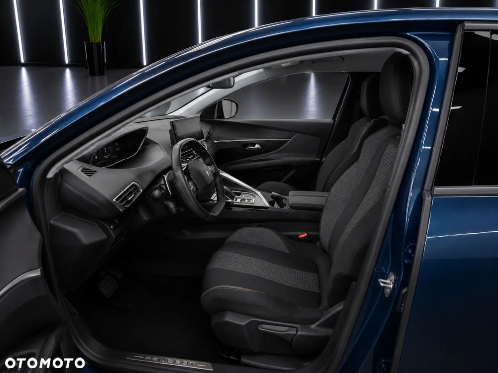 Peugeot 3008 1.2 PureTech mHEV Active Pack S&S e-DCS6 - 6