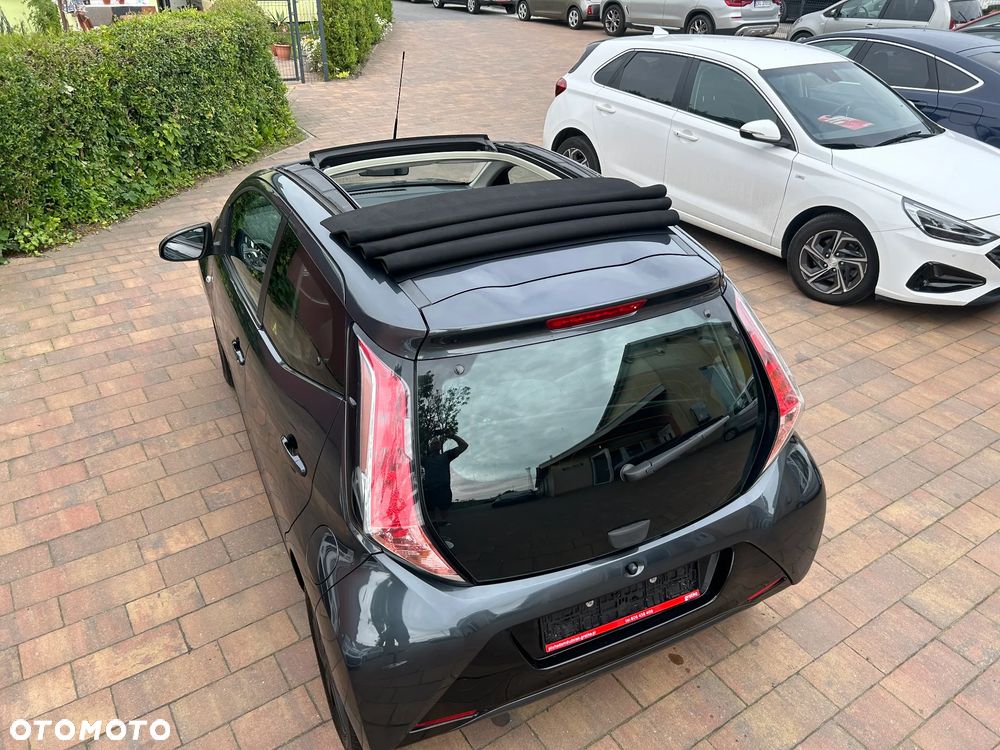 Toyota Aygo x-play - 12