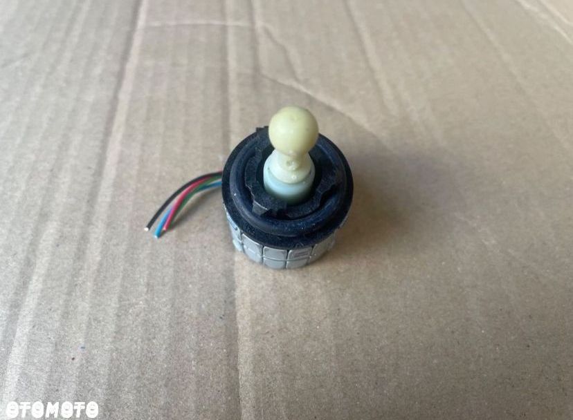 6938363 Silniczek regulacji lampy bmw e90 e91 e81 e87 e60 e61 - 1