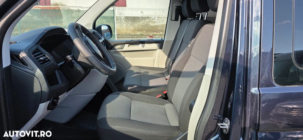 Volkswagen Transporter Caravelle DSG Lang Highline - 4