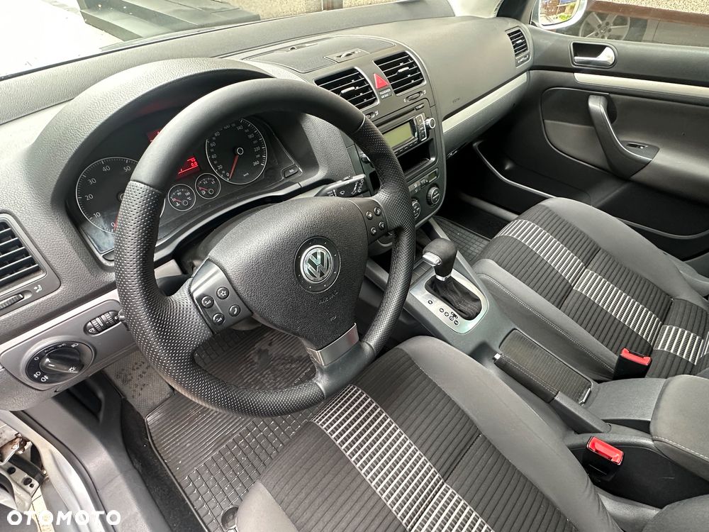 Volkswagen Golf - 13