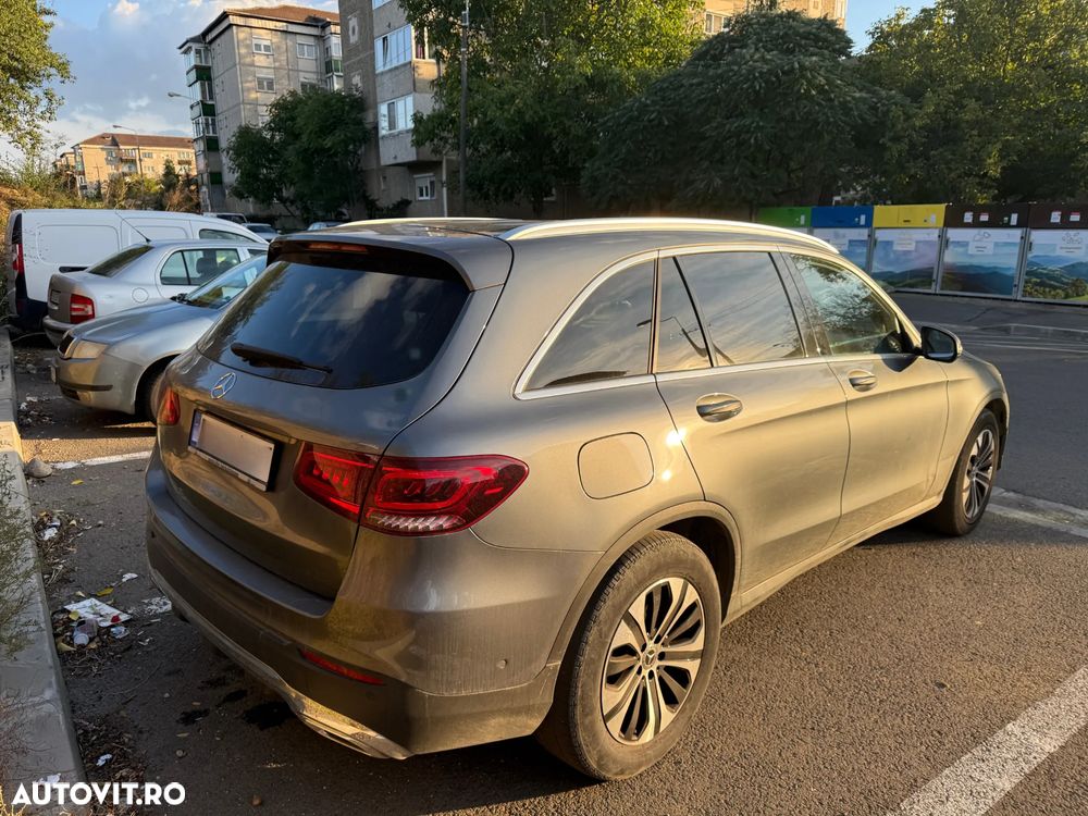 Mercedes-Benz GLC 200 4MATIC MHEV - 9
