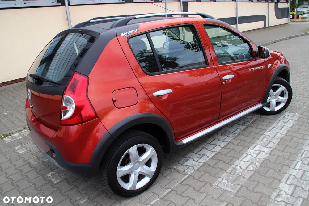 Dacia Sandero Stepway 1.6 - 11