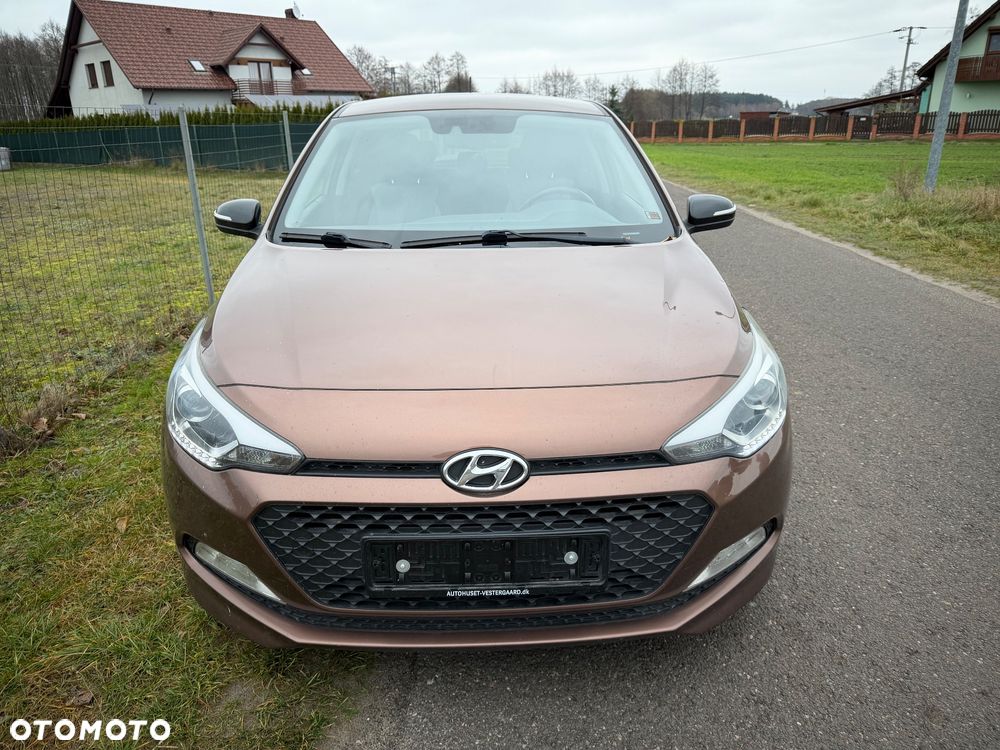 Hyundai i20 1.2 GO - 17