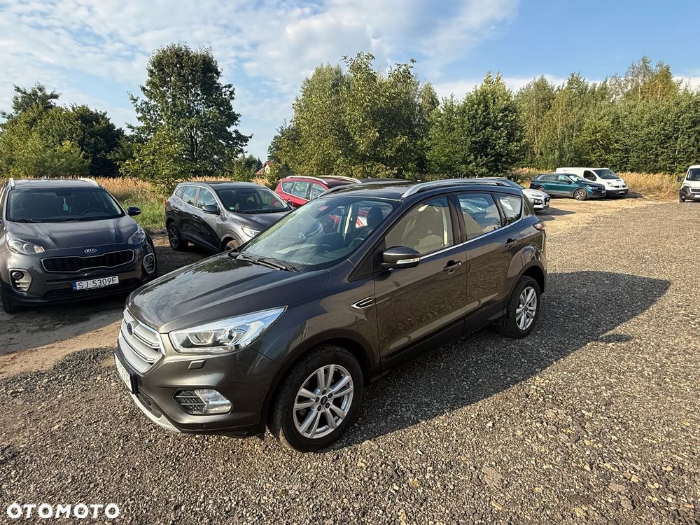 Ford Kuga 1.5 EcoBoost 2x4 Titanium - 2